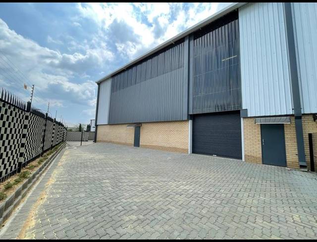 INDUSTRIAL PROPERTY TO RENT IN SAMRAND BUSINESS PARK